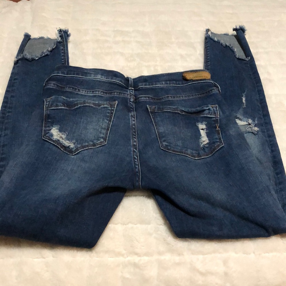 EXPRESS - Distressed Skinny Jeans - Picture 4 of 11